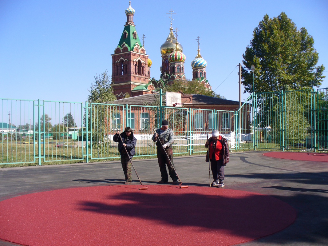 Реконструкция спортивной площадки.
