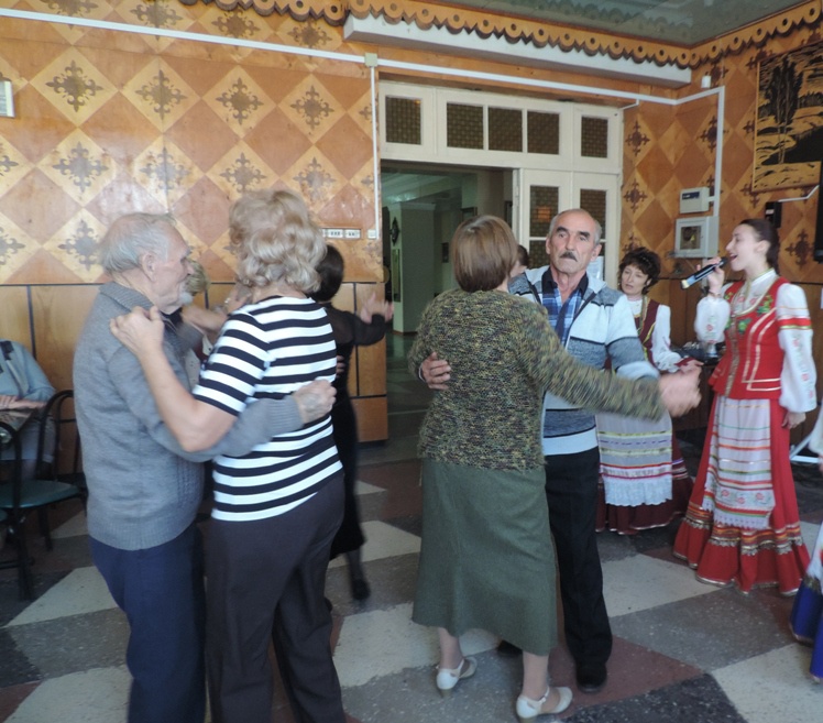 "Золотой возраст"