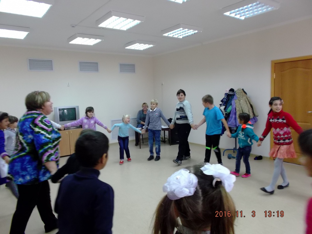 В клубе на х.Казачьем...