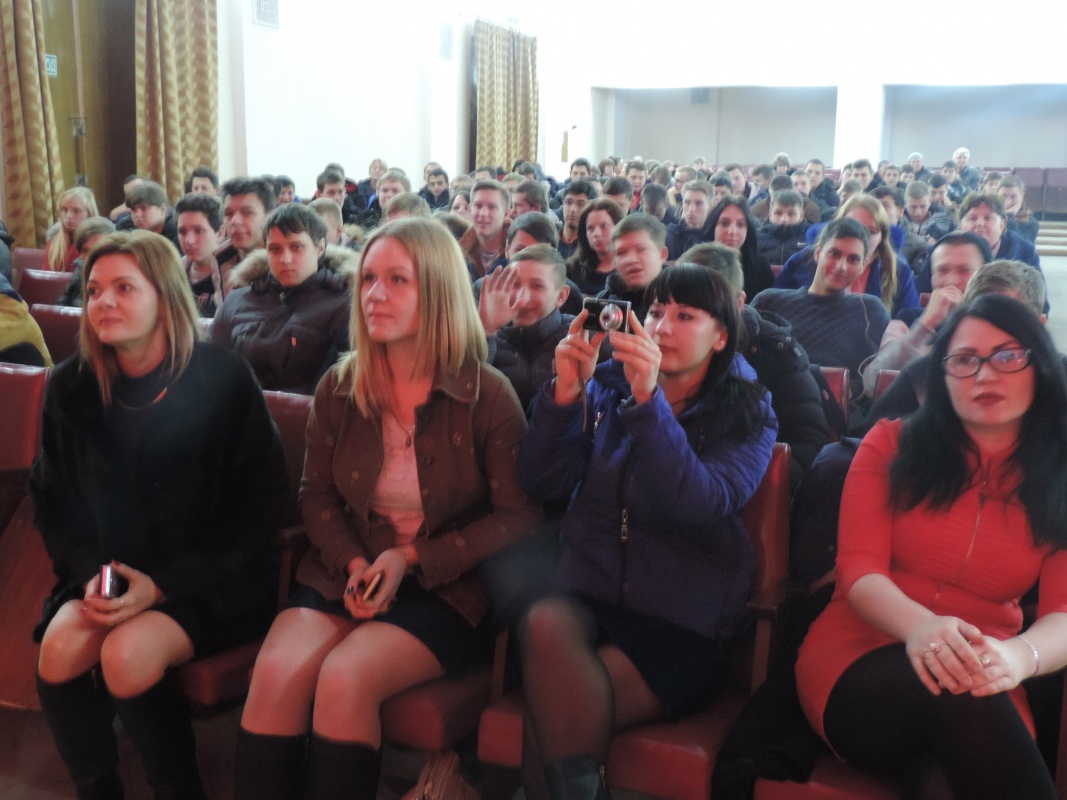 От сессии до сессии живут студенты весело...