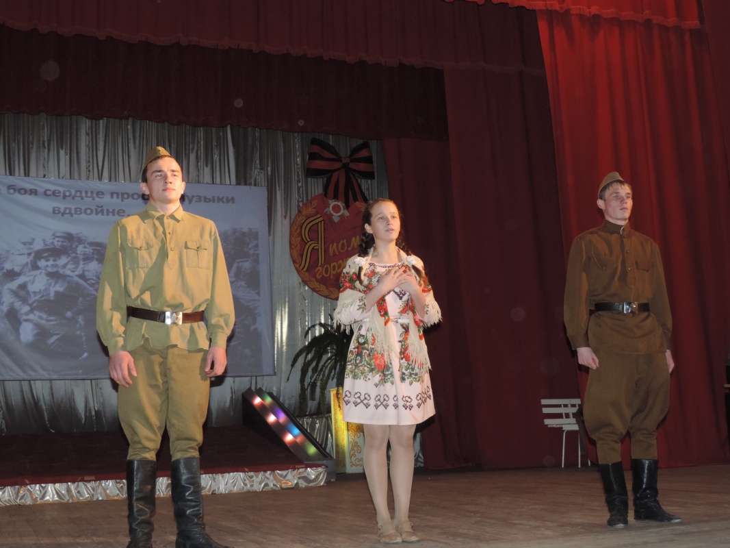 Фестиваль "Солдатских дум избранница"...