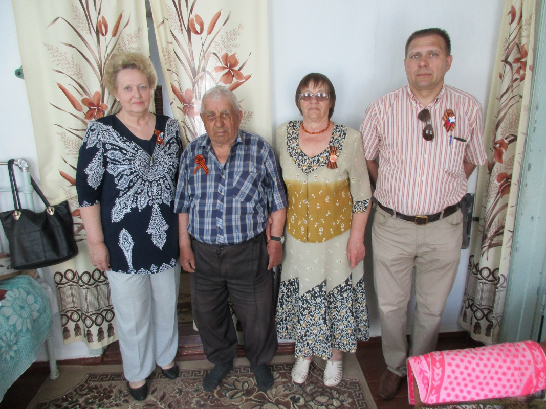 В канун Дня Победы...