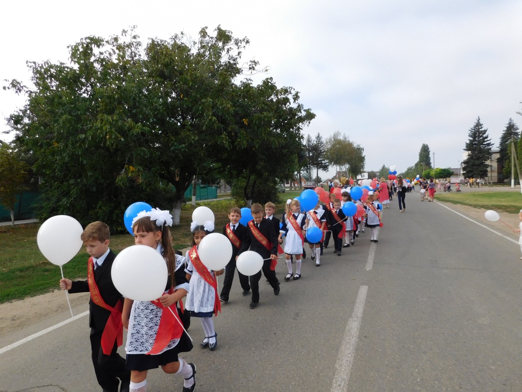 Парад первоклассников...