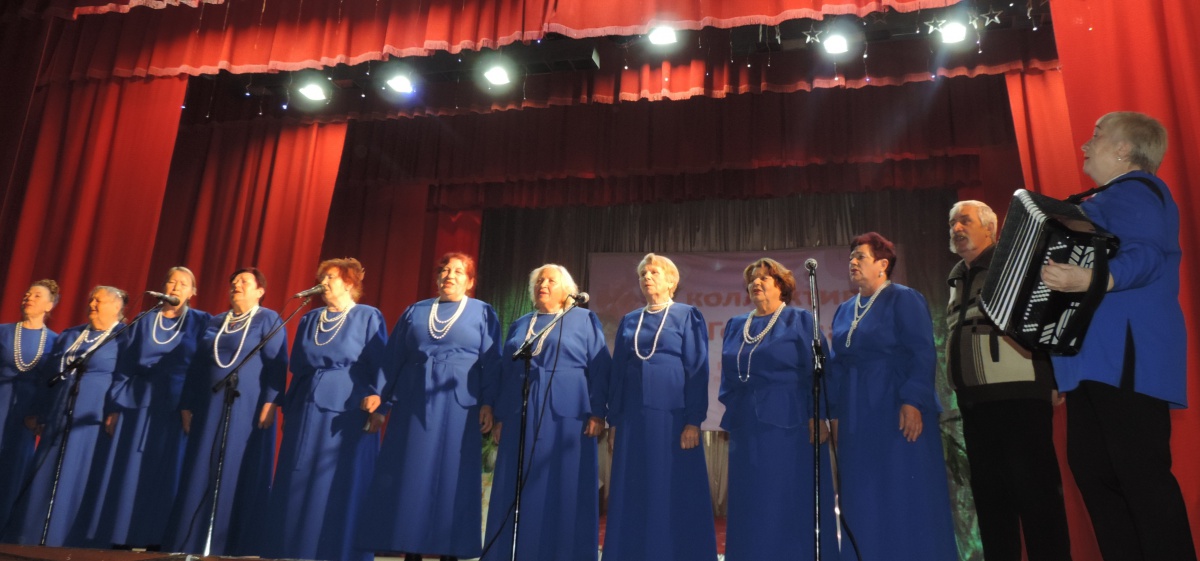 о маме поёт "Горлица"