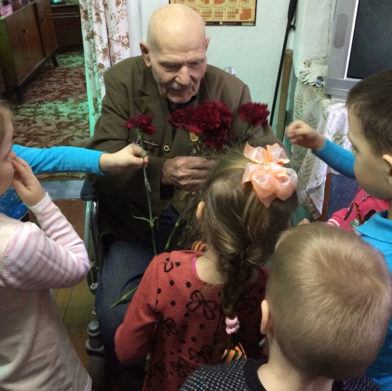 Помним подвиги
