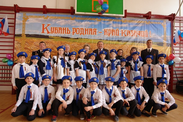 Смотр строя и песни...