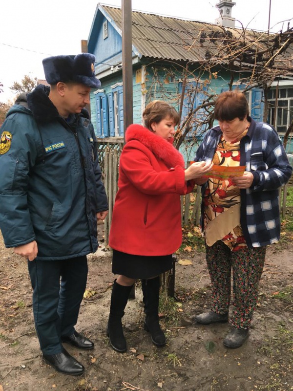 Продолжаются рейды по предупреждению чрезвычайных ситуаций в семьях в осенне-зимний период.