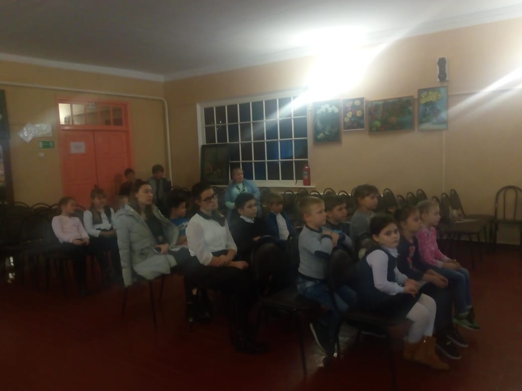 Дню Конституции посвящается