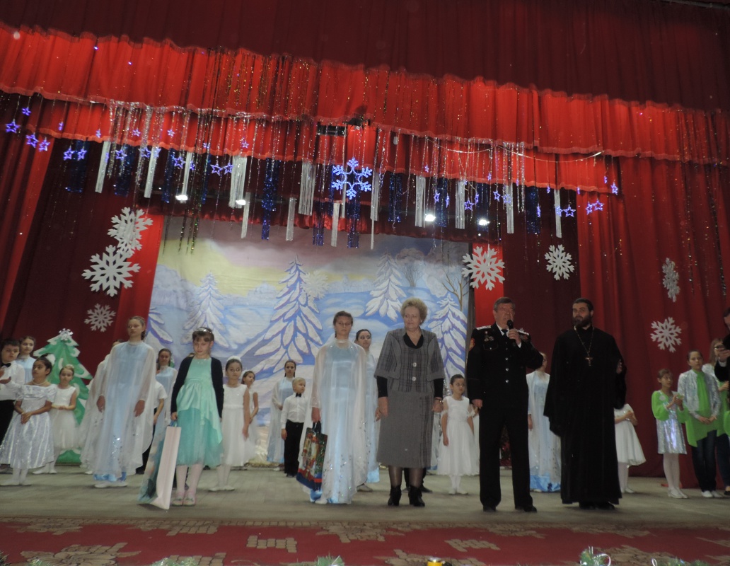 Дарим радость Рождества
