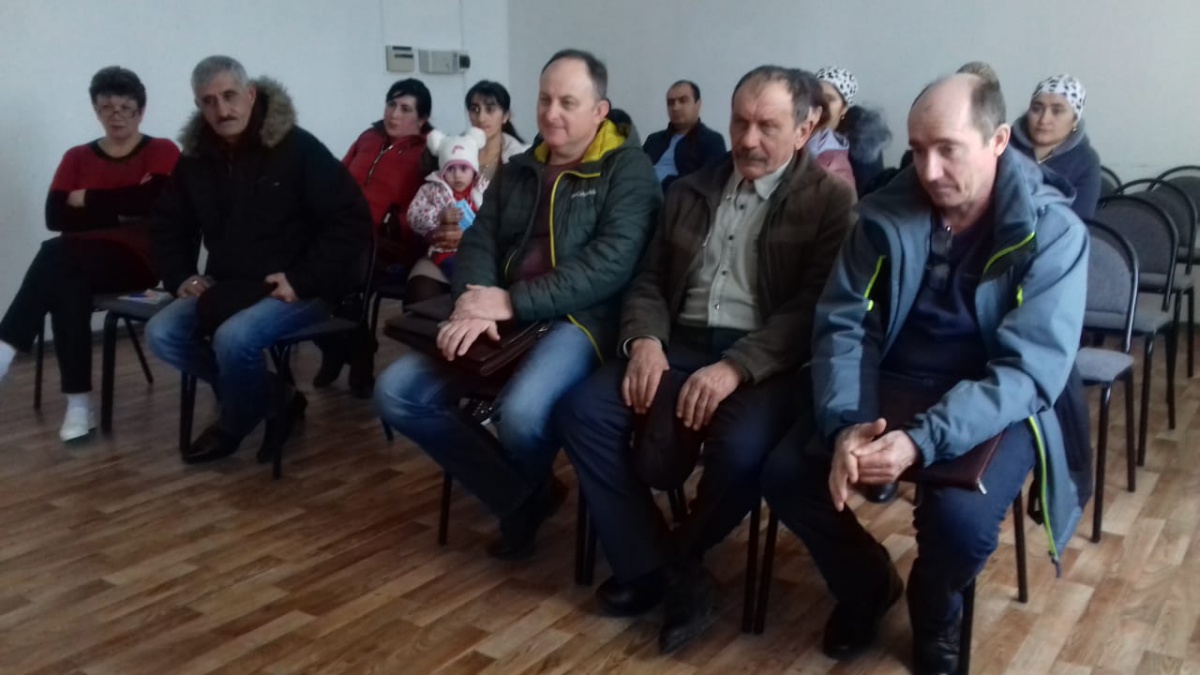 Сход граждан по вопросам создания сельскохозяйственный кооперативов...