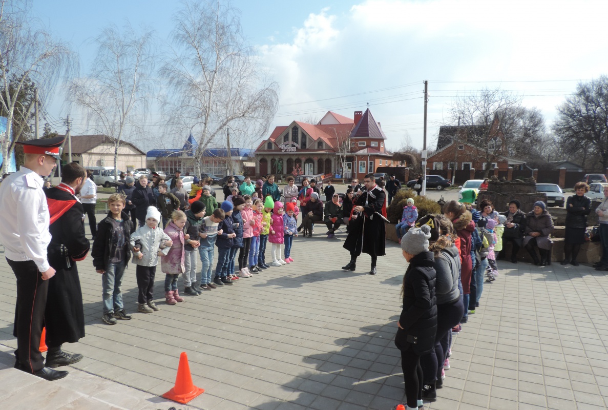 Весну встретили