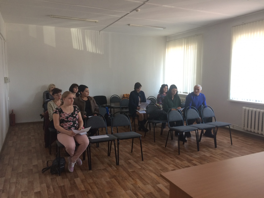 "Круглый стол" с работодателями Платнировского сельского поселения по организации временного трудоустройства несовершеннолетних в возрасте от 14 до 18 лет.