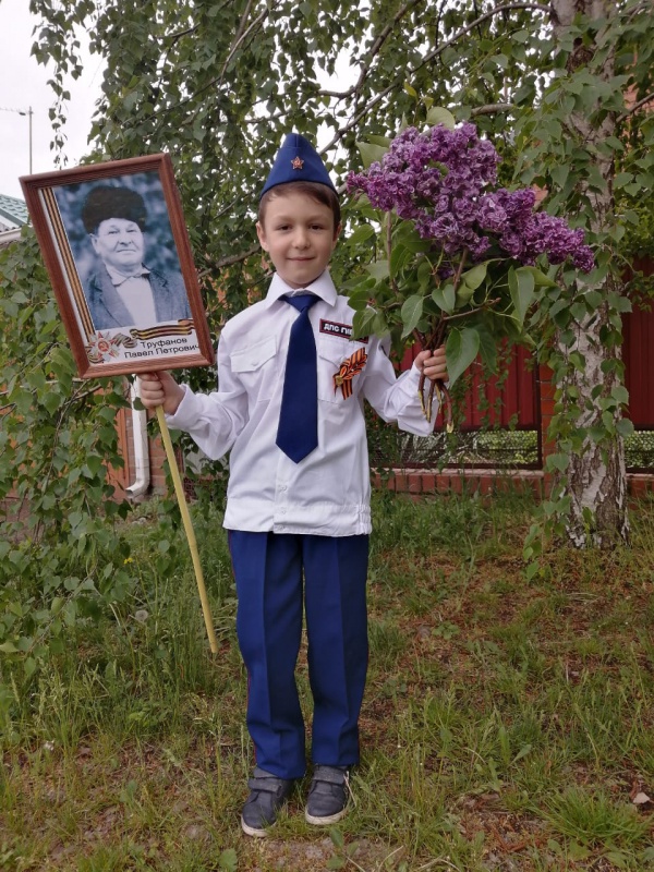 Юные инспектора дорожного движения...