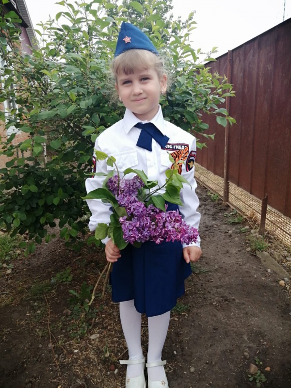 Юные инспектора дорожного движения...