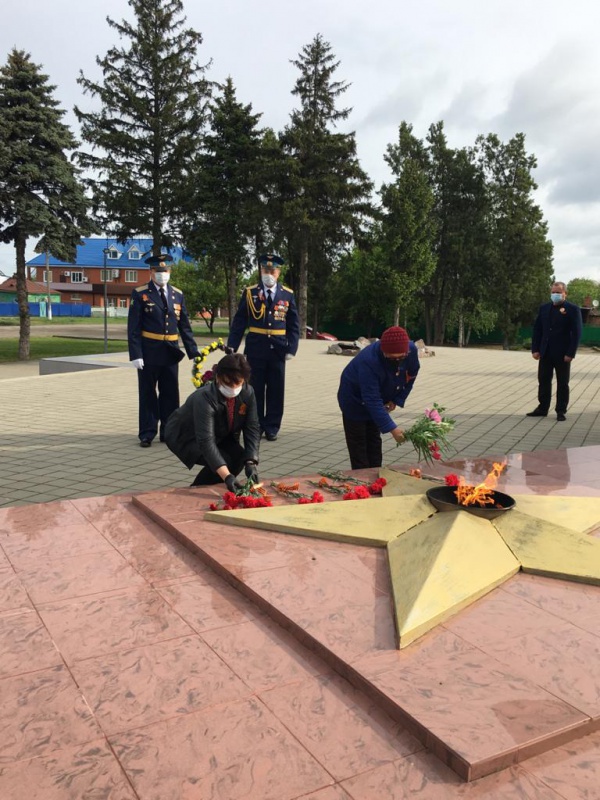 Память о подвиге бережно храним....