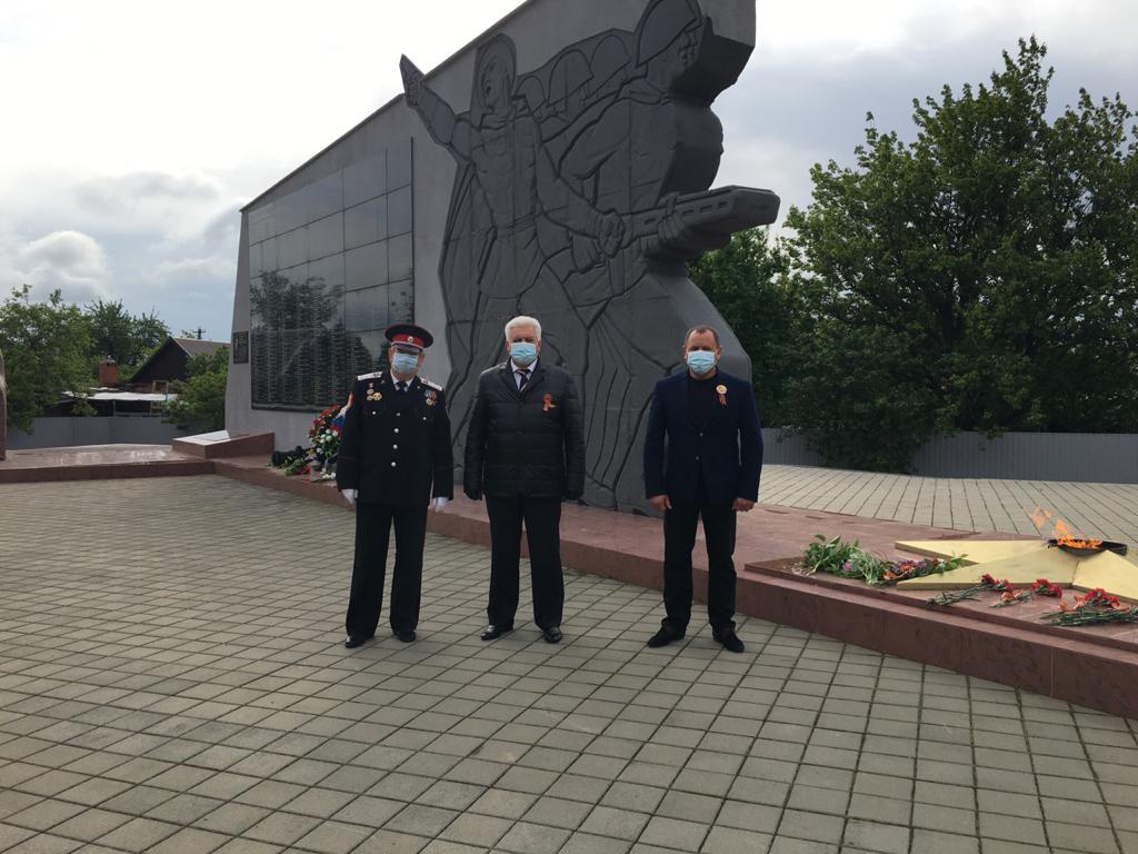 Память о подвиге бережно храним....
