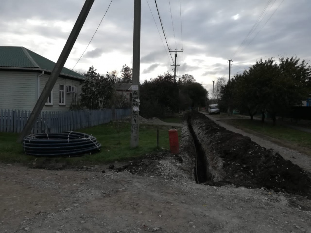 Замена водопроводных сетей по ул. Луначарского...