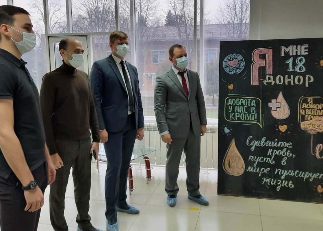 Кореновские молодые депутаты организовали «День молодого донора»