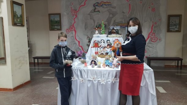 25 ноября специалист по работе с детьми и подростками МБУК «Платнировский КДЦ» Л.Н. Таминкина встретилась с Лиманским Ильей.