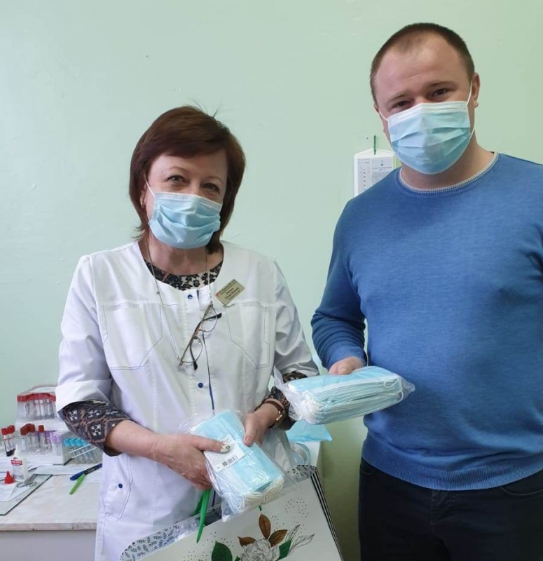 Поддержал сотрудников процедурного кабинета станичной больницы