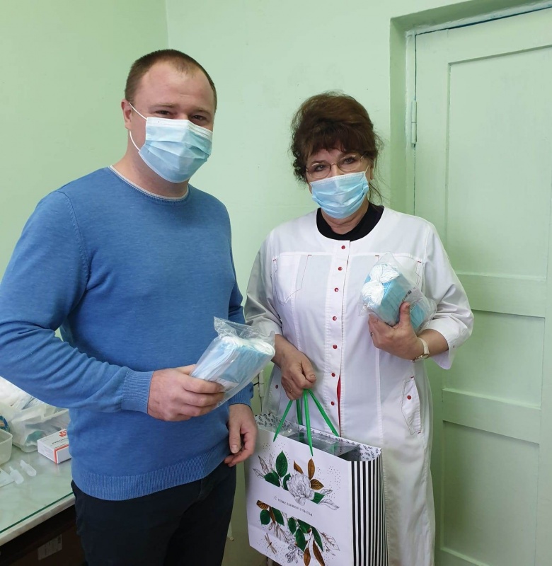 Поддержал сотрудников процедурного кабинета станичной больницы
