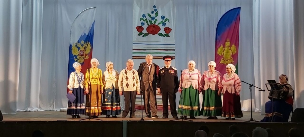 Праздничный концерт ко дню реабилитации казачества «Кубань родная – край казачий»