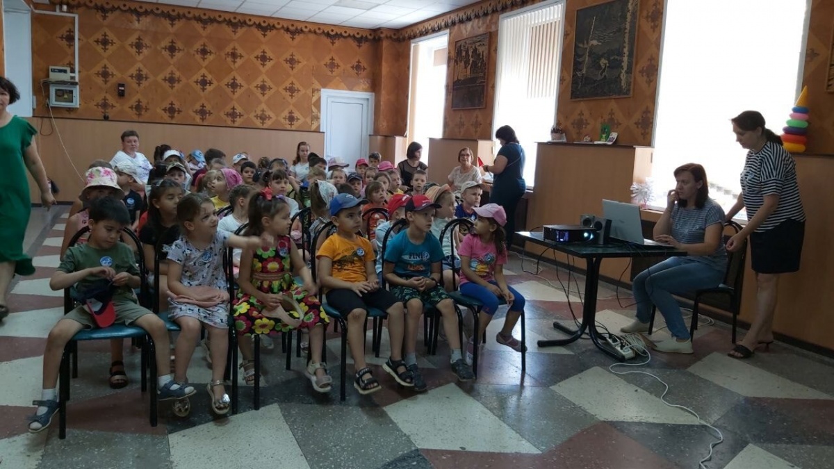 Праздничное мероприятие ко ДНЮ СЕМЬИ, ЛЮБВИ И ВЕРНОСТИ «Моя большая семья»