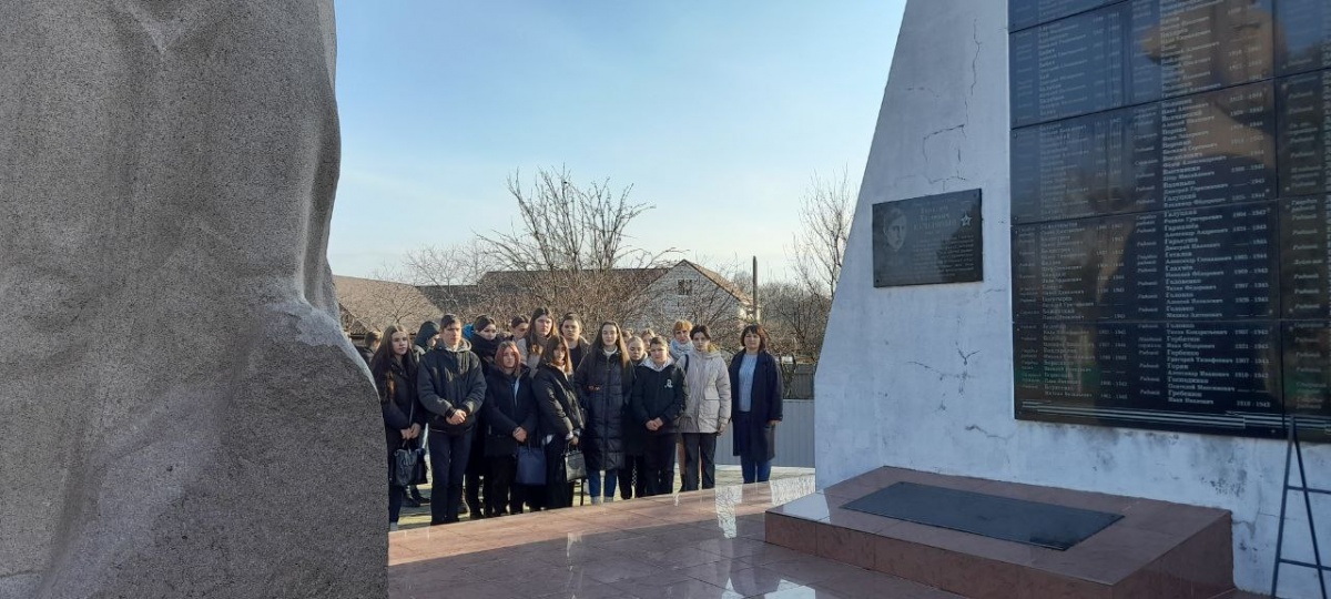 9 декабря — День Героев Отечества.