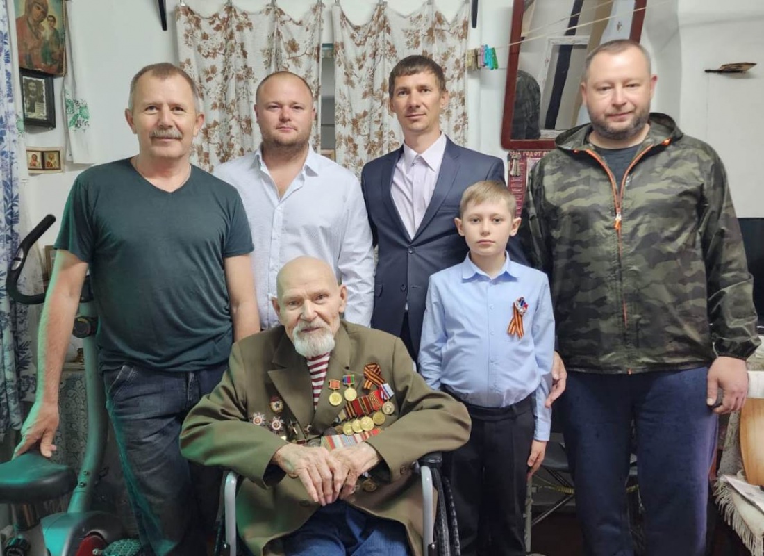 Поздравили ветеранов-долгожителей с Днем Великой Победы