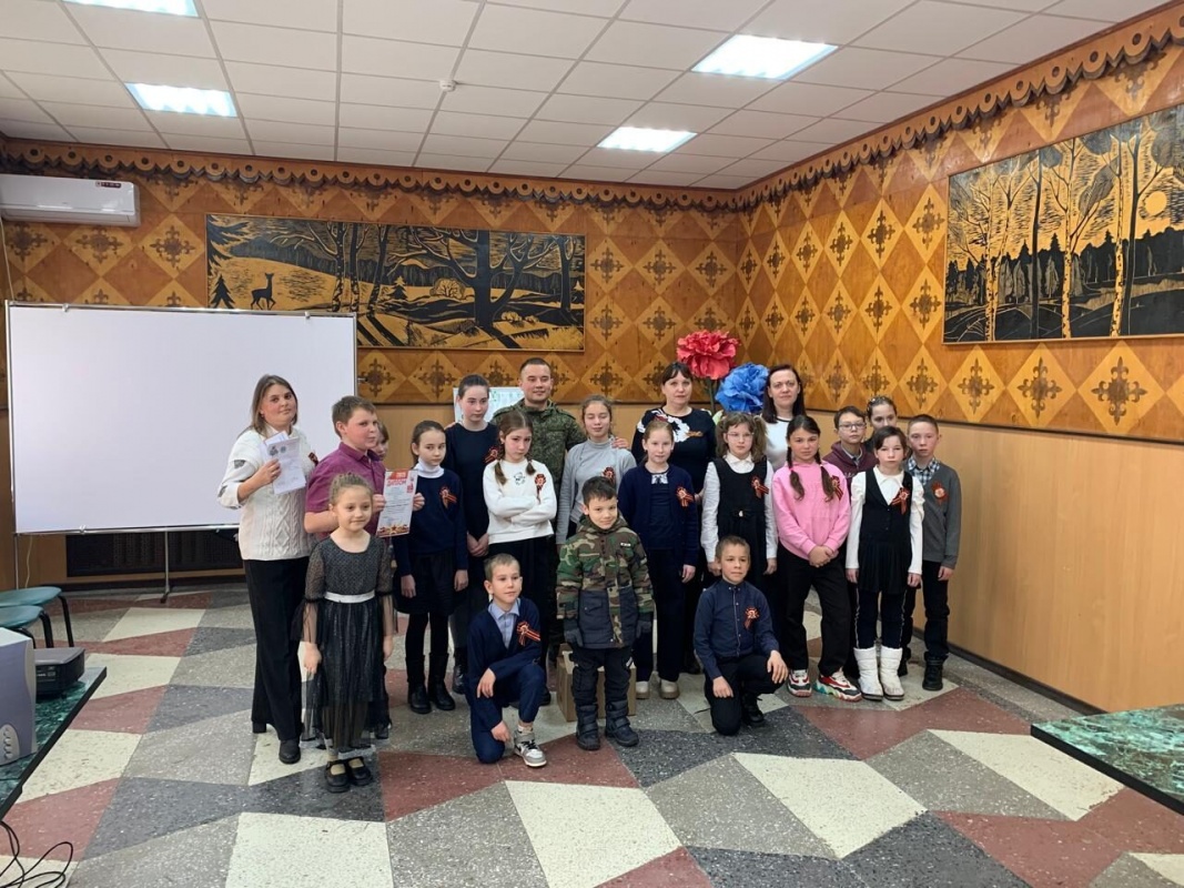 Познавательная конкурсно-игровая программа «Мальчишка родине служи!» для учащихся ООШ № 24.