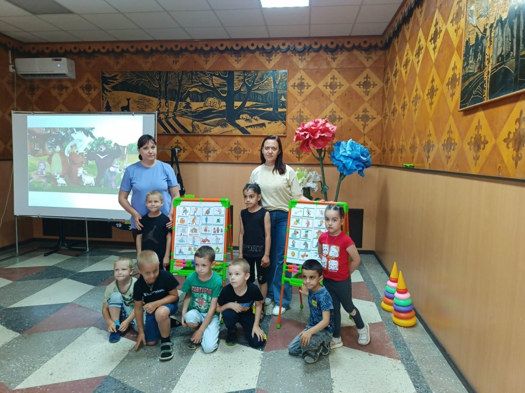 Экологическая викторина «У воды, без беды», просмотр мультфильма.