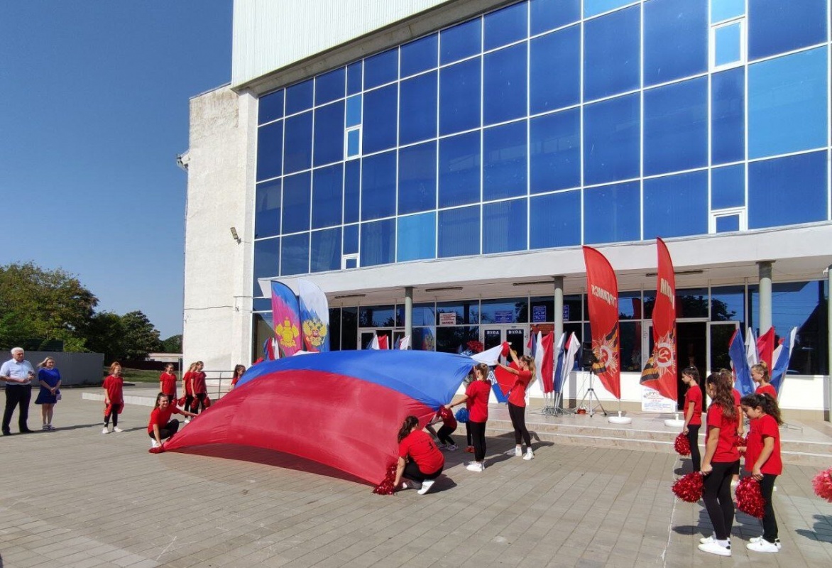i (2)